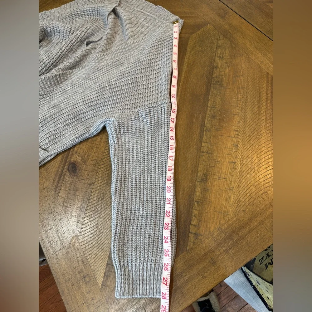 Cozy Gray Women's Cardigan - Picture 7 of 8